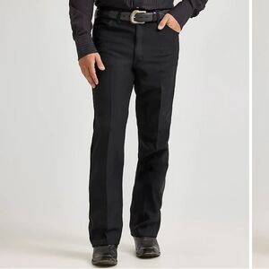 NWT Wrangler Rancher Dress Jean